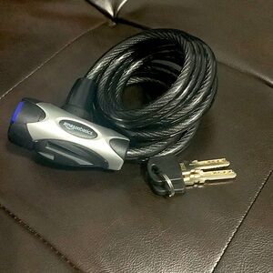 Adjustable Bike lock with 2 keys. Brand new. Perfectly useful and safe!